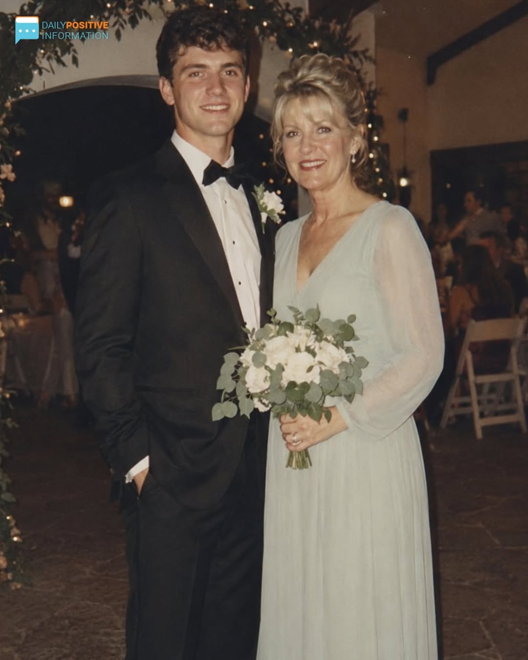 Off The Record I Married an Older Woman for Money—Then Her Lawyer Gave Me a Box After the Funeral